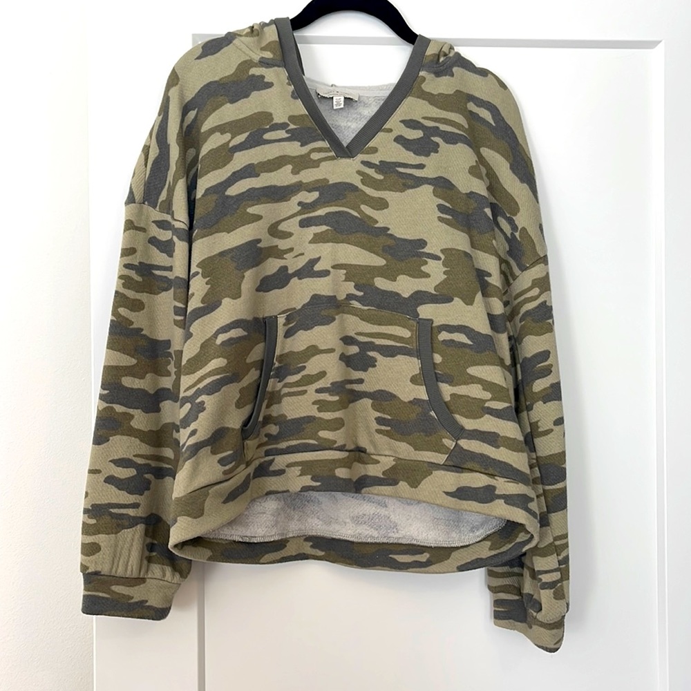 Lucky Brand Cropped Camo Pullover Hoodie